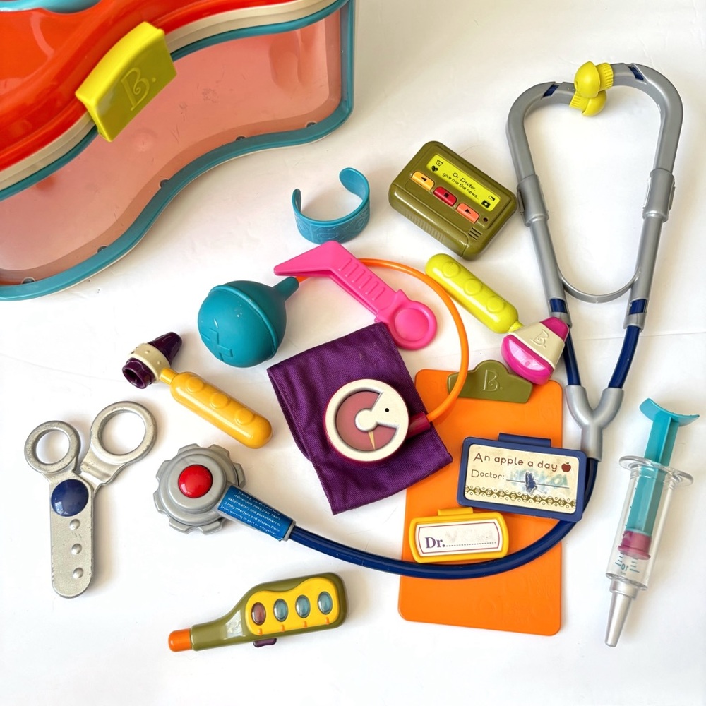 BToys Kids Pretend Play Medical Playset Doctor Kit
